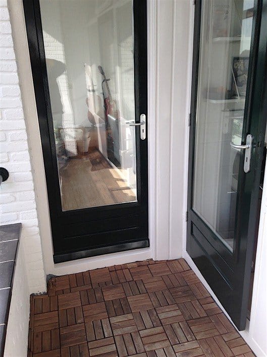 Deuren op balkon schilderen